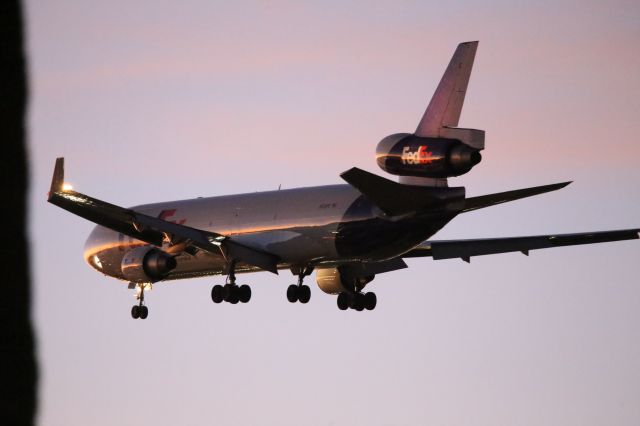 Boeing MD-11 (N528FE)