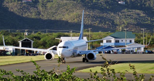 Boeing 737-800 (F-GZHI)