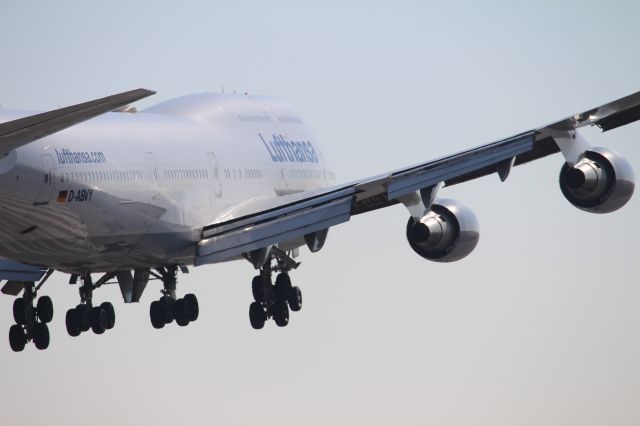 Boeing 747-400 (D-ABVY)