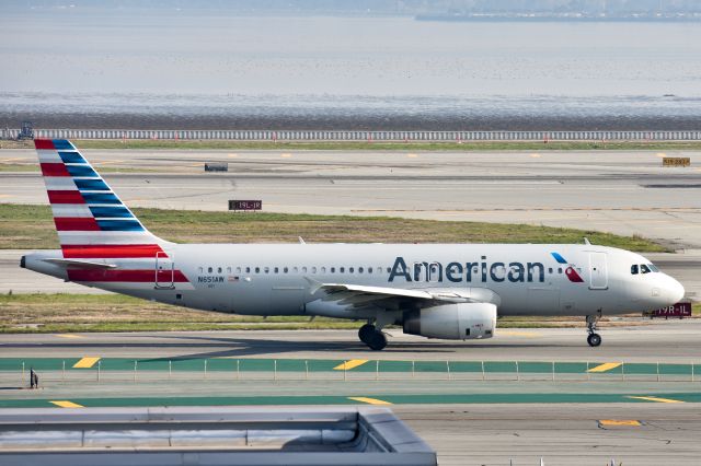 Airbus A320 (N651AW)