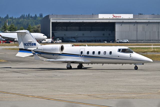 Learjet 60 (N375BW)