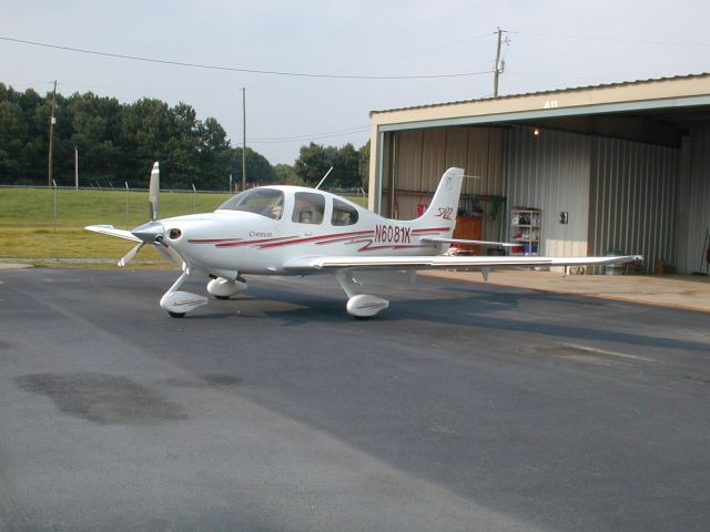 Cirrus SR-22 (N6081K)