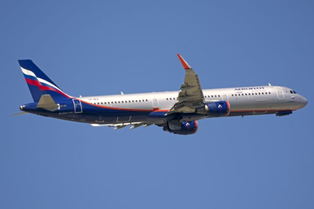 Airbus A321 (VP-BEA)