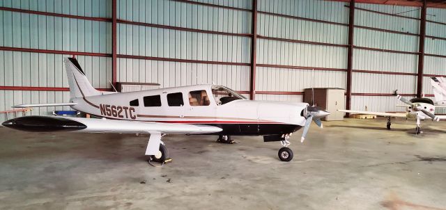 Piper Saratoga (N562TC)