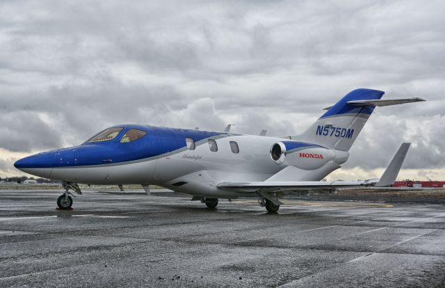 Honda HondaJet (N575DM)