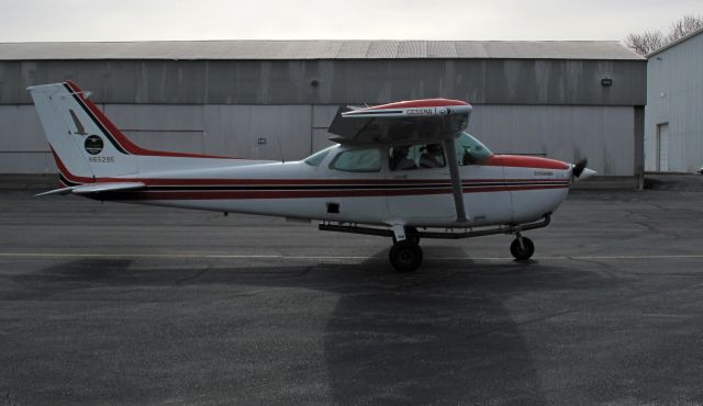 Cessna Skyhawk (N65295)