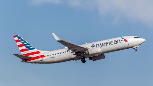 Boeing 737-800 (N841NN) - Spotted at KPHX on December 12, 2020br /40th street and University