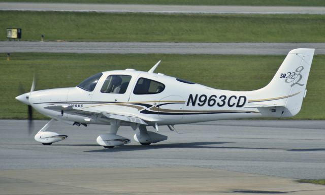 Cirrus SR-22 (N963CD)