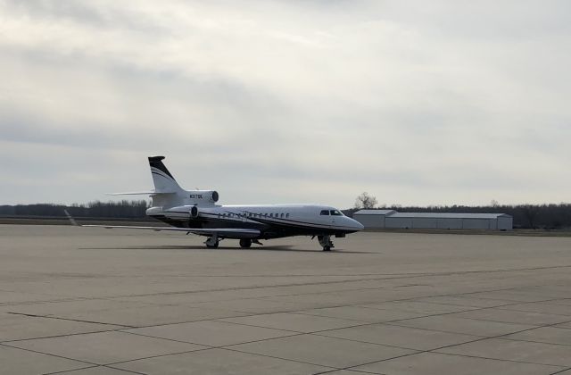 Dassault Falcon 7X (N317SK) - On the ramp, she is sporting a brand new paint scheme. Gorgeous!