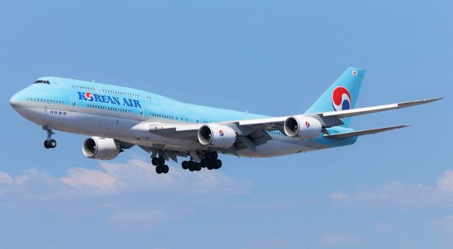 BOEING 747-8 (HL7632) - Korean Air 747-8i flying into LAX, carrying only cargo. 