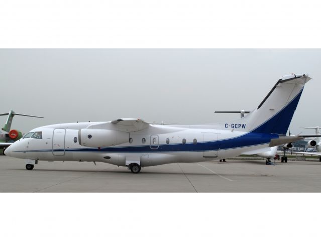 Fairchild Dornier 328JET (C-GCPW)