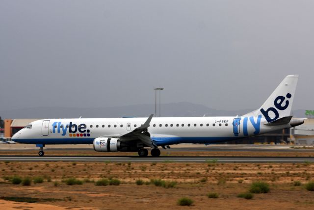 EMBRAER 195 (G-FBEF)