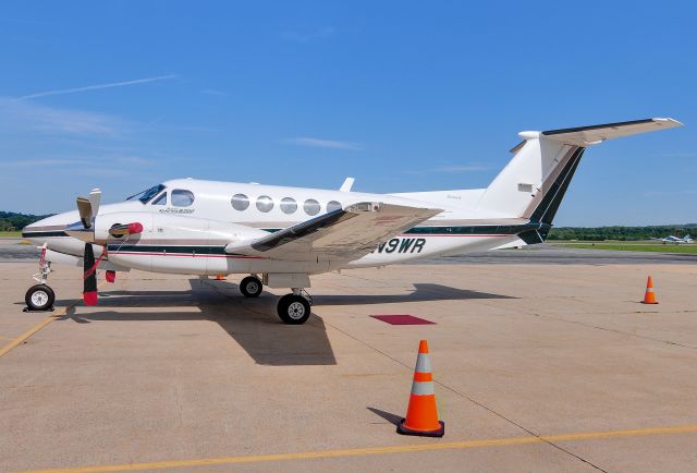 Beechcraft Super King Air 200 (N9WR) - Seen at KFDK on 5/15/2010.  AOPAs "International Learn To Fly Day"      http://discussions.flightaware.com/profile.php?mode=viewprofile&u=269247