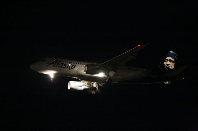 Airbus A320 (N844VA)