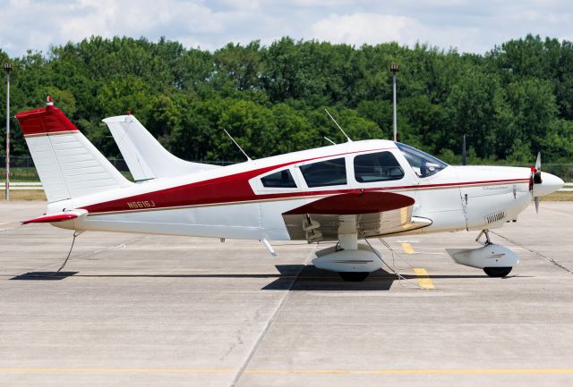 Piper Cherokee (N6616J)