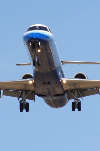 Canadair Regional Jet CRJ-200 — - Landing on 22