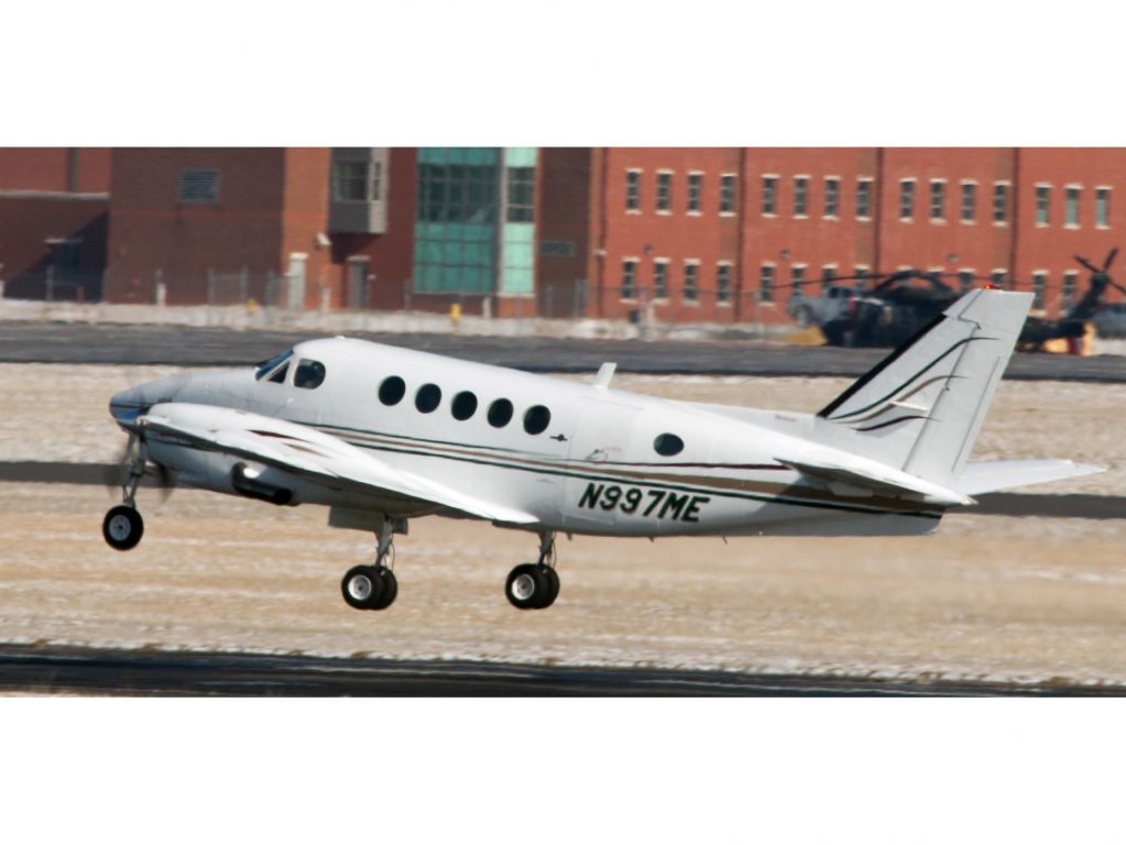 Beechcraft King Air 100 (N997ME)