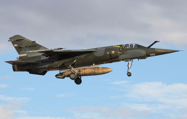 DASSAULT-BREGUET Mirage F1 (N644AX)