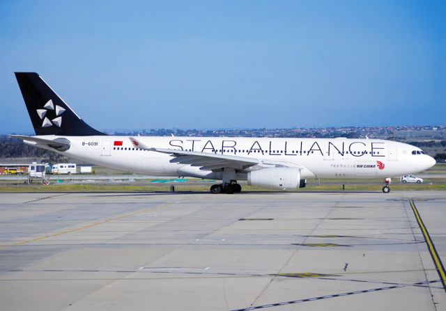 Airbus A330-200 (B-6091)