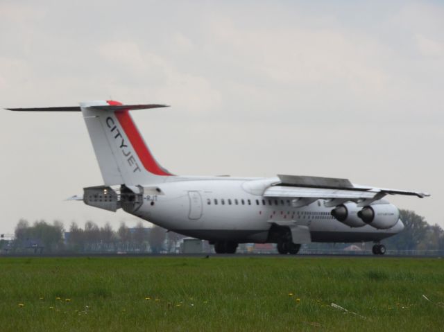 Avro Avroliner (RJ-85) (EI-RJT)