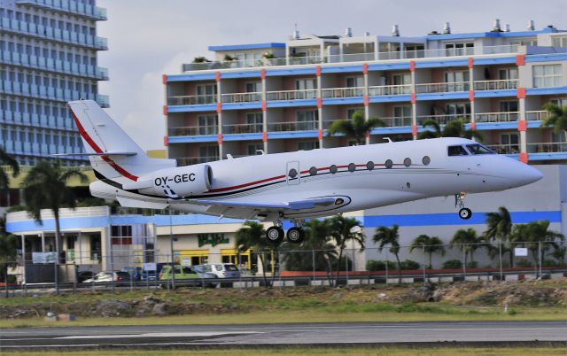 IAI Gulfstream G200 (OY-GEC)