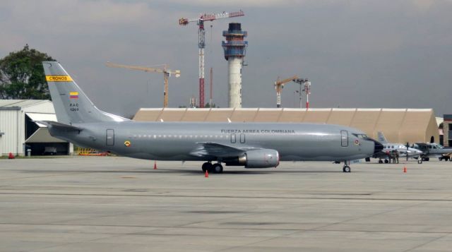 Boeing 737-700 (FAC1209)