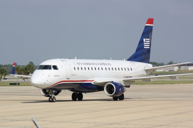 Embraer 170/175 (N802MD) - US Air Flight 3327 operated by Republic (N802MD) arrives at Sarasota-Bradenton International Airport following a flight from Reagan National Airport