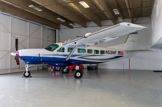 Cessna Caravan (N53HF)