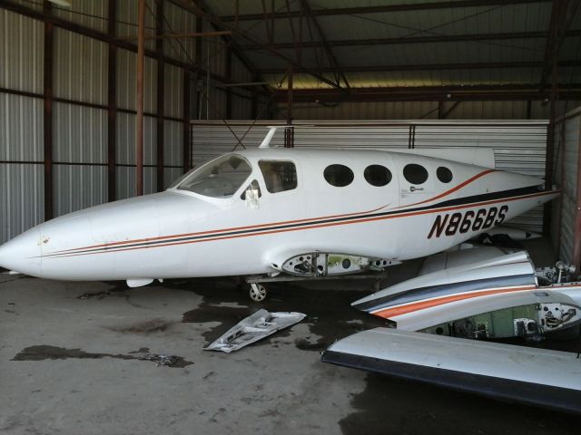 Cessna 421 (N866BS) - Post accident