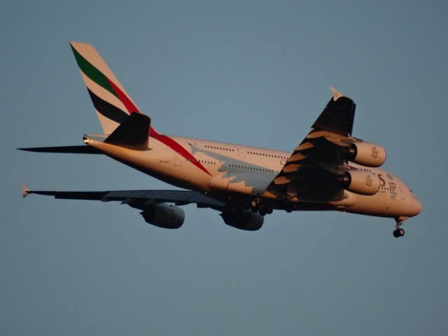 Airbus A380-800 (A6-EOF) - EK420 LINING UP TO YPPH OVER HENLEY BROOK WA br /15 MINS AGO SUNSET REFLECTS OFF AIRCRAFT APPROX 2000FT.