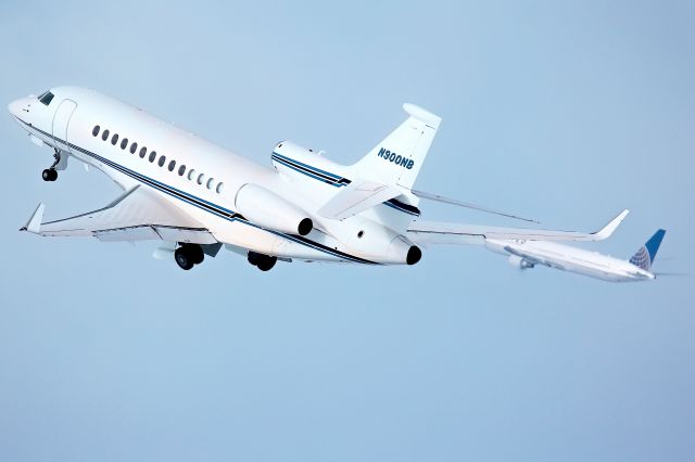 Beechcraft 35 Bonanza (N900MB)