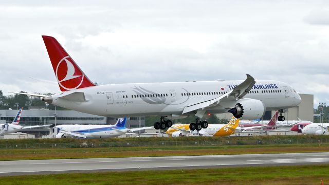 Boeing 787-9 Dreamliner (TC-LLP) - BOE234 on short final to Rwy 16R to complete a B1 flight on 7.1.20. (ln 1021 / cn 65815).