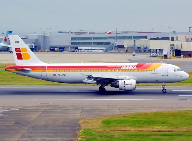 Airbus A320 (EC-IZH)