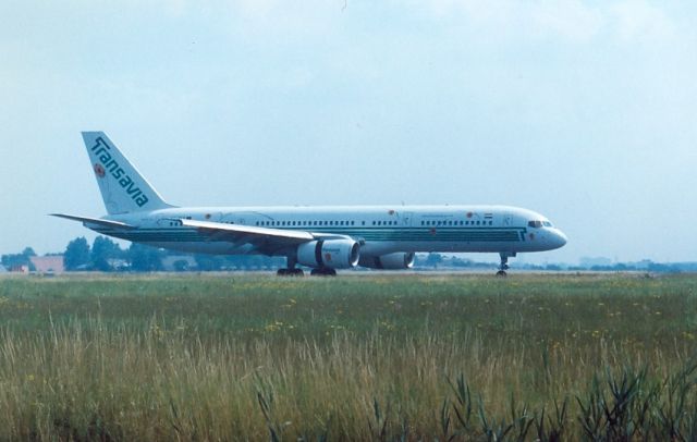 Boeing 757-200 (PH-XXX) - Transavia B757-200 archief 92-95