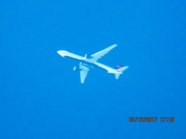 Airbus A330-300 (N802NW)