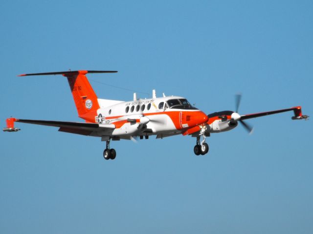 Beechcraft Super King Air 200 (02-3380) - US Army C-12 in the pattern as EVAL 85