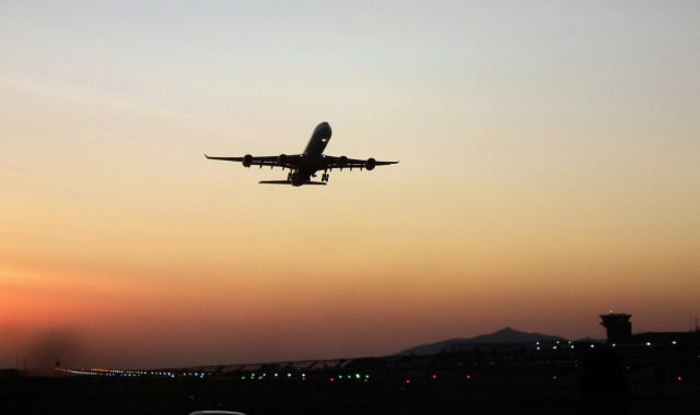 Airbus A340-600 (EC-IZY)