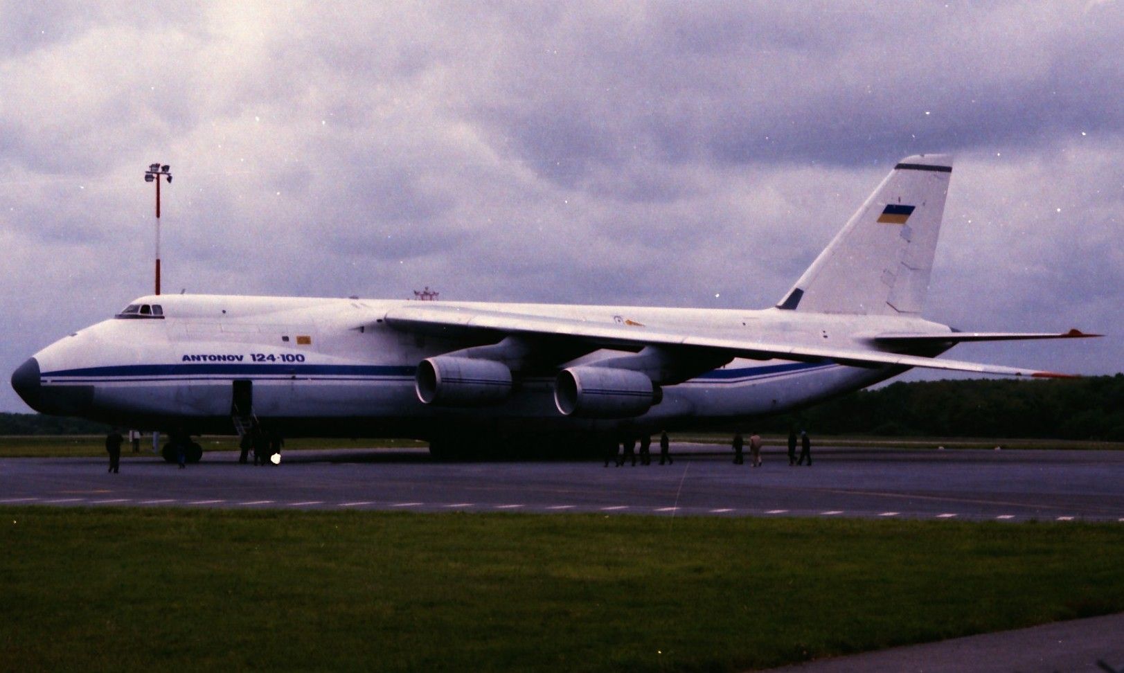 Antonov An-124 Ruslan (UR-82007)