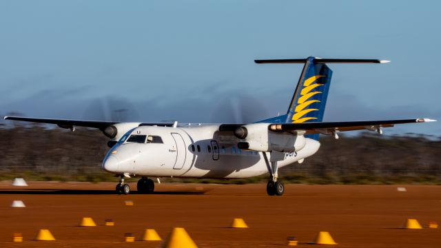 de Havilland Dash 8-100 (VH-XFU)