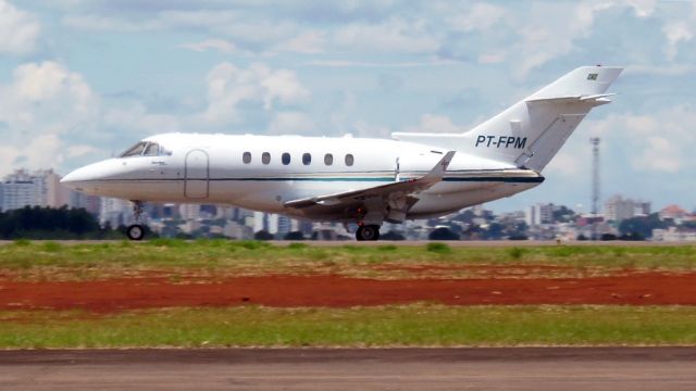 Hawker 800 (PT-FPM)