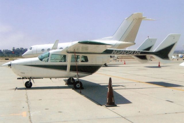 Cessna Super Skymaster (N2620S) - Seen here in Aug-05.br /br /Registration cancelled 7-Aug-13 as expired.