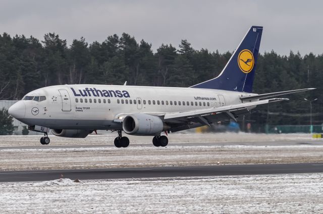 Boeing 737-500 (D-ABIU)