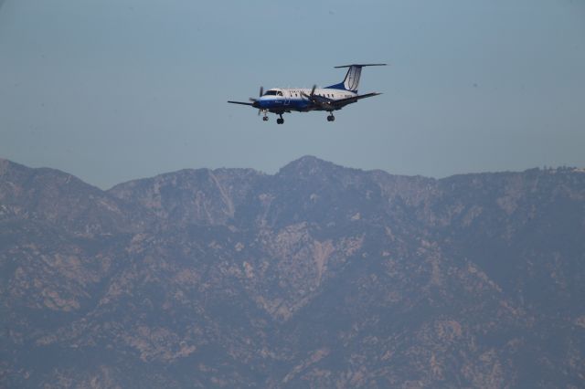 Embraer EMB-120 Brasilia (N585SW)