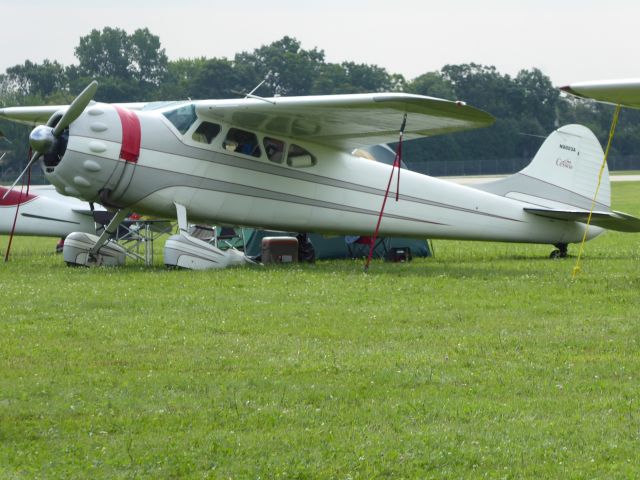 Cessna LC-126 (N9883A)