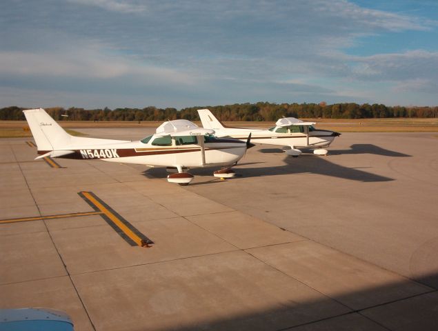 Cessna Skyhawk (N544OK)