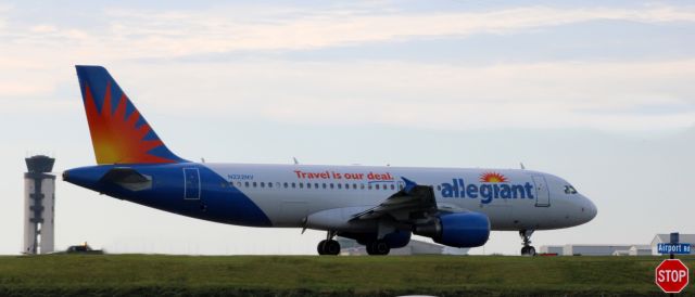 Airbus A320 (N222NV) - Holding for departure is this 2001 Allegiant Airlines Airbus 320-214 in the Autumn of 2023.