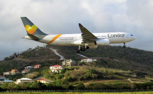 Airbus A330-200 (G-TCCG)