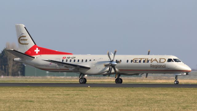 de Havilland Dash 8-400 (HB-IZP)