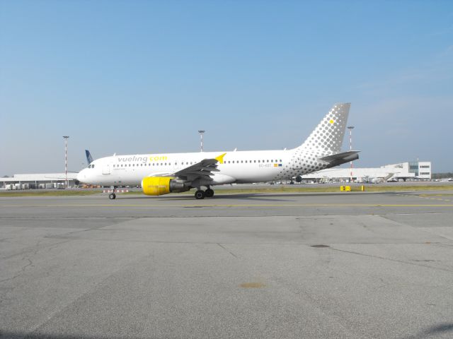 Airbus A320 (EC-KDT)