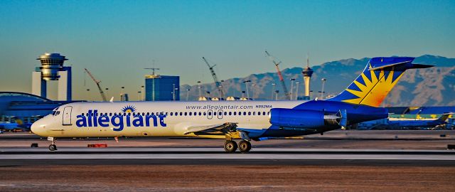 McDonnell Douglas MD-87 (N952MA) - N952MA Allegiant Air McDonnell Douglas MD-87 s/n 49673 - Las Vegas - McCarran International Airport KLASbr /USA - Nevada December 2, 2009br /Photo: Tomás Del Coro